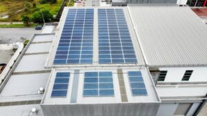 puchong selangor factory commercial industrial rooftop solar pv system malaysia best service reliable save electricity