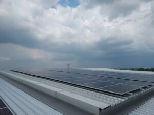 puchong selangor factory commercial industrial rooftop solar pv system malaysia best service reliable save electricity